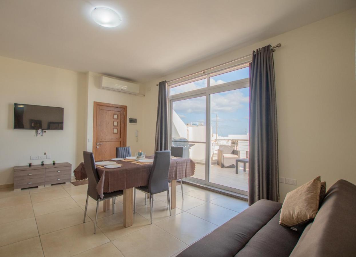 Kernice Penthouse With Sea And Country Views Of Xghajra Экстерьер фото